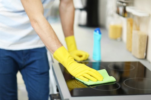 Deep office cleaning in N1 in a meeting room