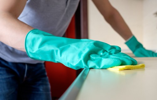 Office carpet cleaner in N1 restoring commercial flooring